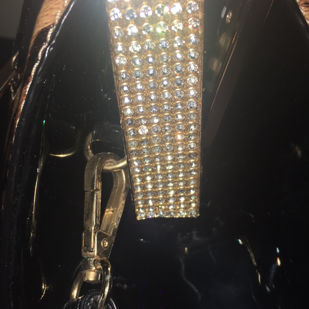 Brand New Cheetah purse - Picture 9 of 16